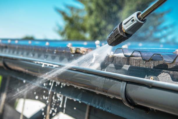 Best Commercial Pressure Washing  in Venice, FL